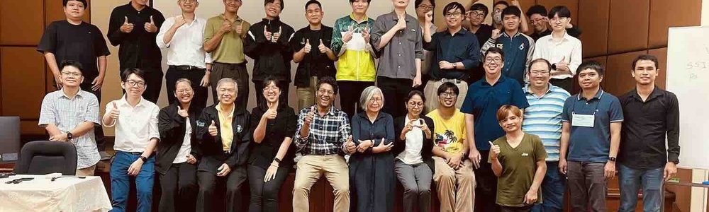 |Group photo of panelists|||