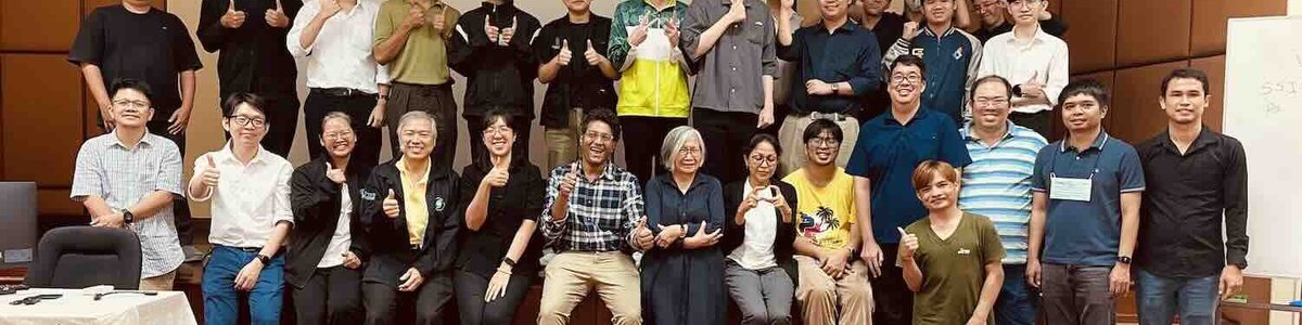 |Group photo of panelists|||