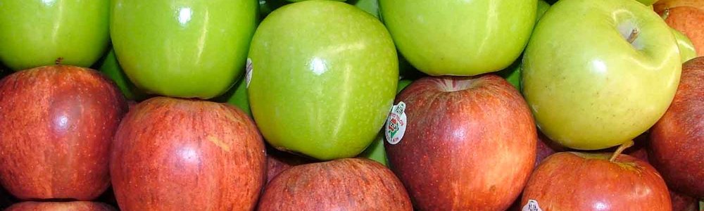 Photo of green and red apples