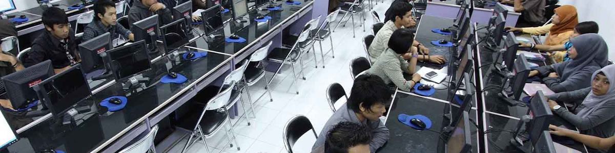 Photo of a computer lab in Indoneisa