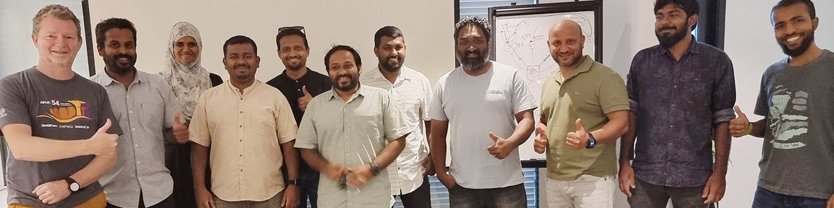 Group photo of trainers and participants during IXP workshop in the Maldives|||