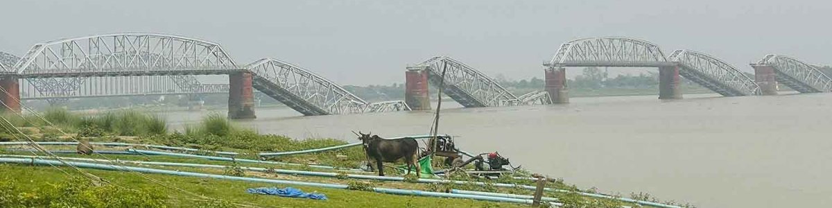 Photo of Inwa Bridge in Myanmar with spans collapsed after earthquake||||
