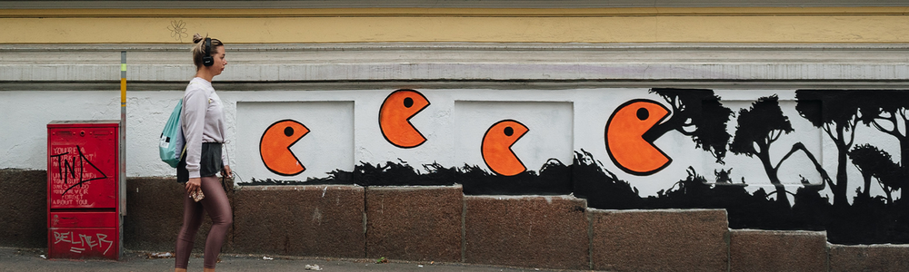 Photo of pacman street art on building|||||