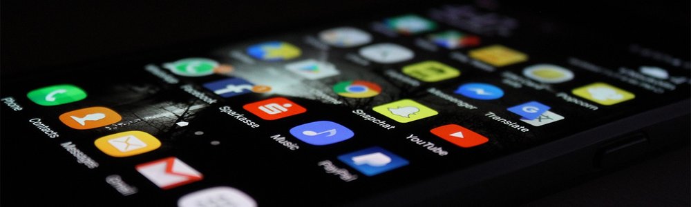 Phone screen with apps